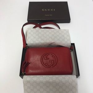 ❤️ SOLD ❤️Gucci soho disco leather wallet on chain